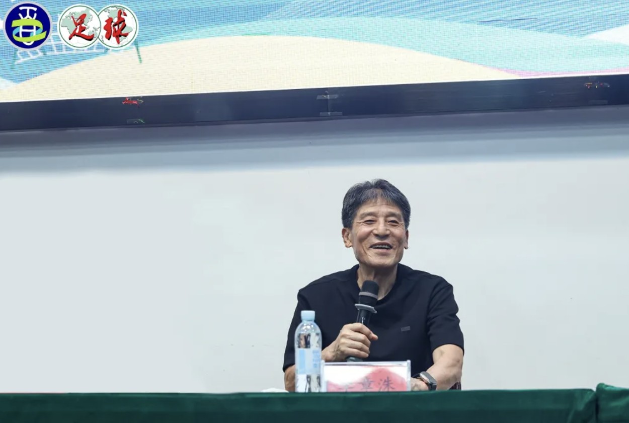 他提出, 在过大的刻