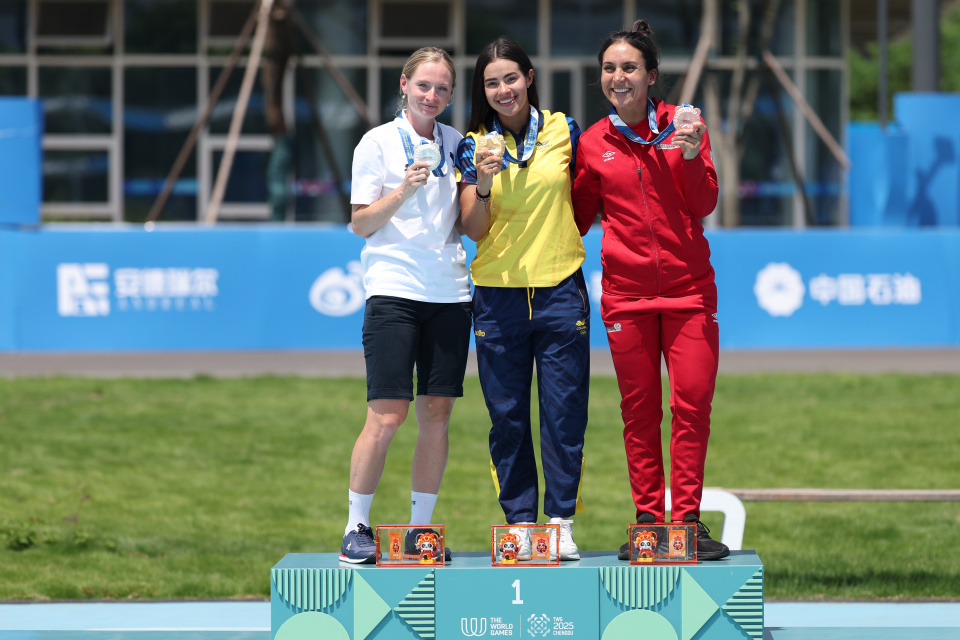 cgjTV, 新华社记者 cgjTV, 新华社记者