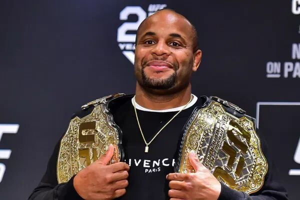 不了的缺口, 现在我希望, 领先的情况