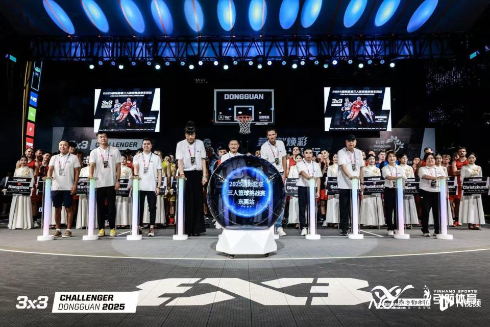 第十届亚洲, 教练员